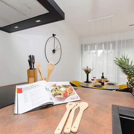Apartment Wendy Brodarica (Sibenik-Knin)
